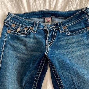 True religion Jeans Joey Size 28 stretch and boot cut. Perfect condition!